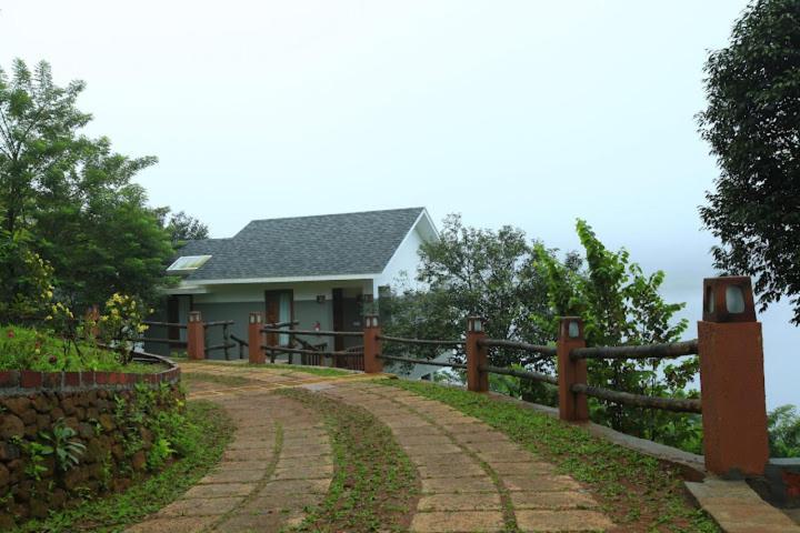Wayanad Silver Woods Exterior photo