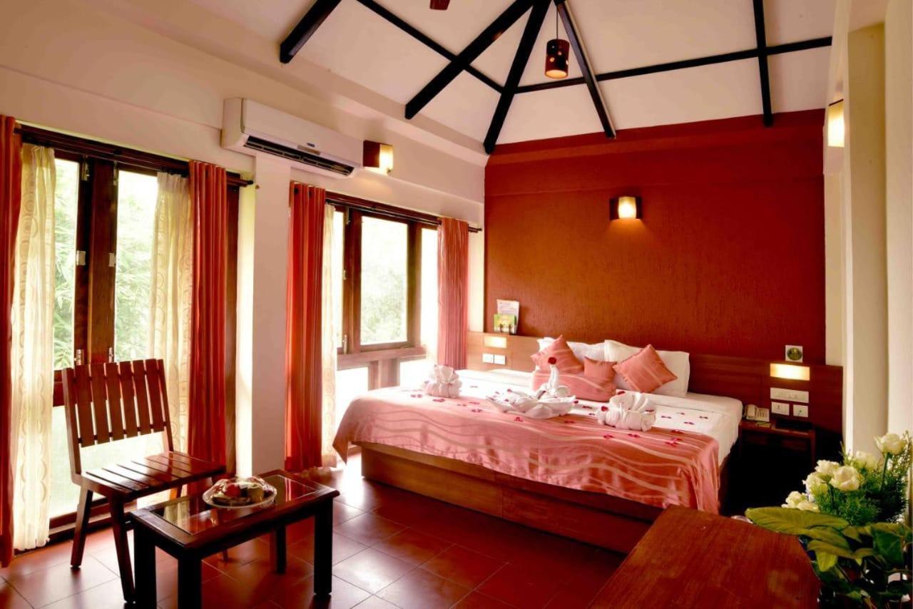 Wayanad Silver Woods Exterior photo