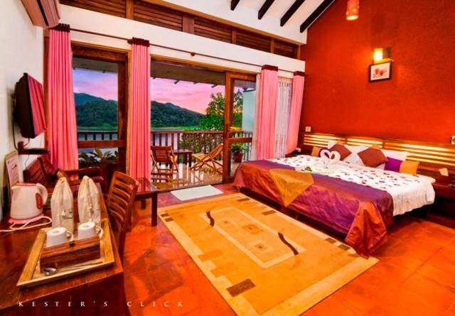 Wayanad Silver Woods Exterior photo
