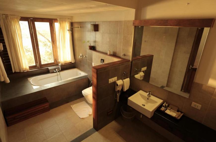 Wayanad Silver Woods Exterior photo